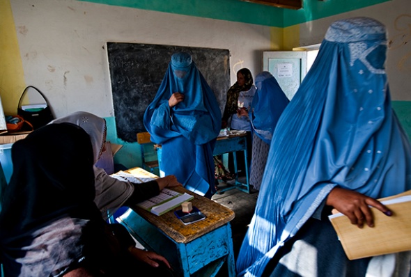 Women face widespread discrimination when it comes to political participation. (Photo: Lynsey Addario/Getty Images Reportage)