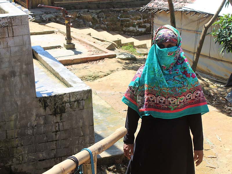 Bangladesh. UNHCR provides support for community-led projects in Kutupalong © UNHCR/Louise Donovan