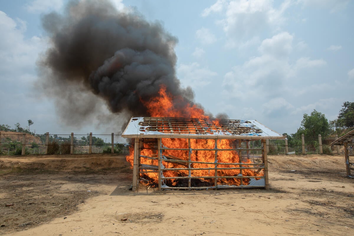 Bangladesh. Refugee volunteers receiving training on how to control fires that break out in shelters