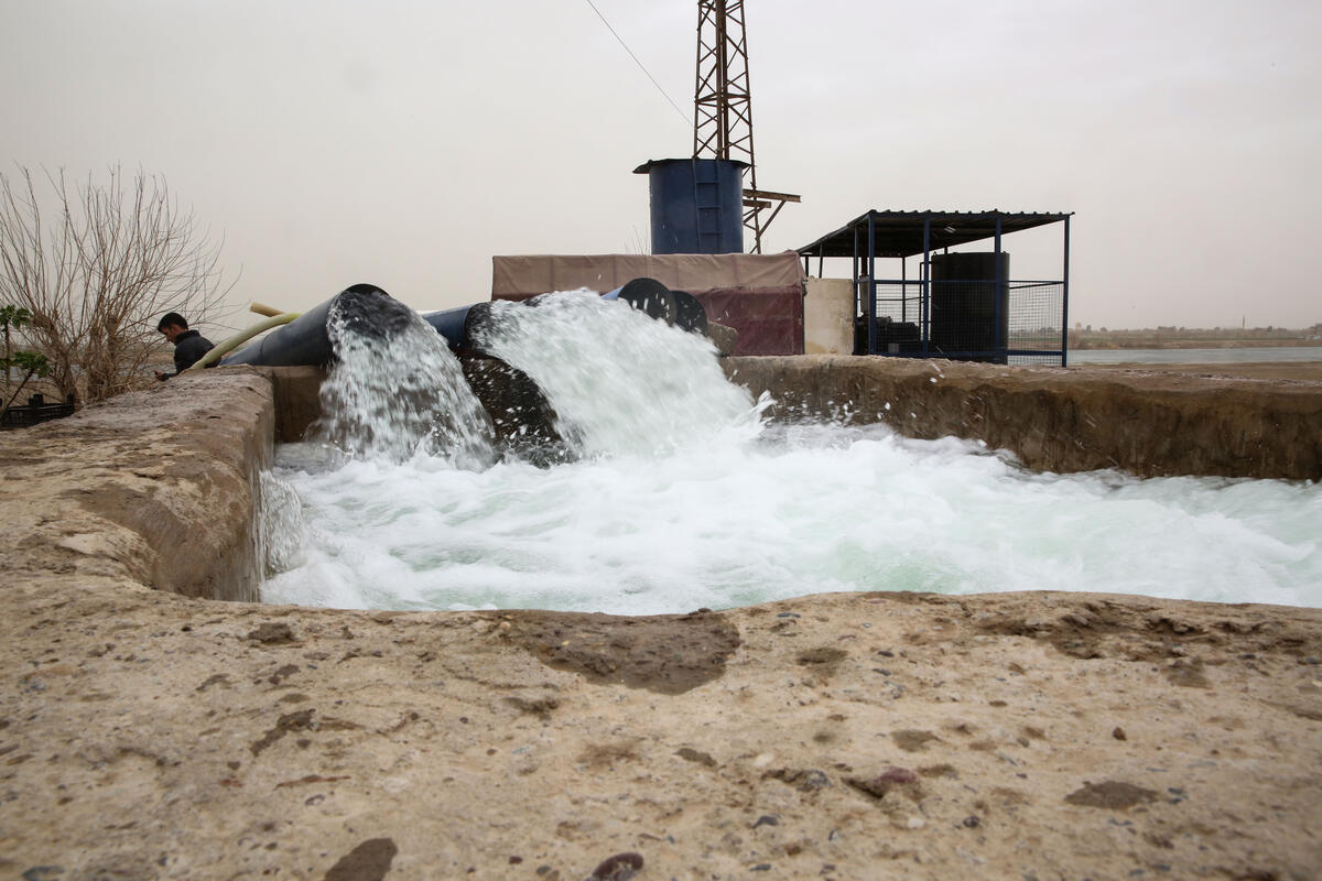 Syria. Deir ez-Zor residents find help to rebuild lives from the city's ruins