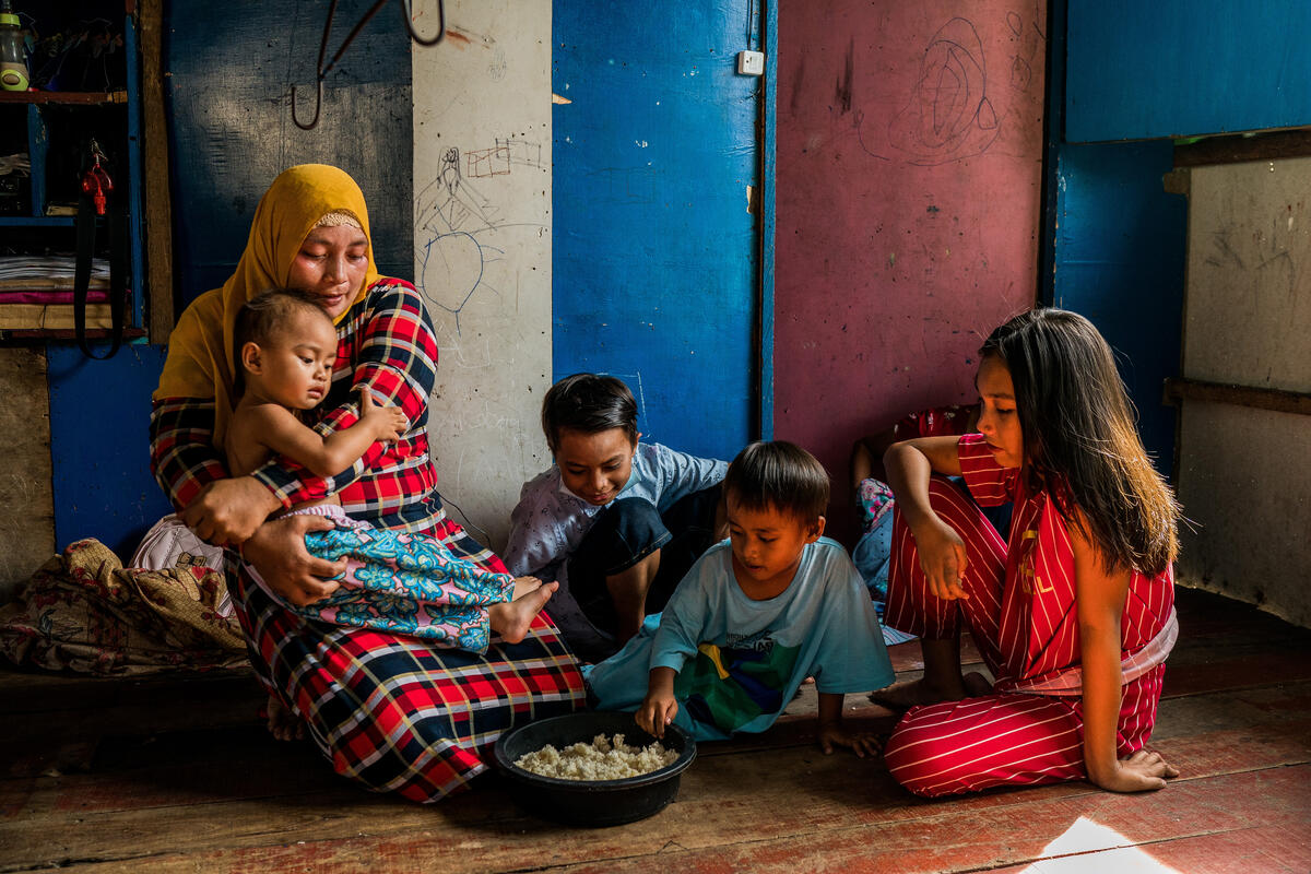 Philippines. Sama Bajau Birth Registration Project in Zamboanga City